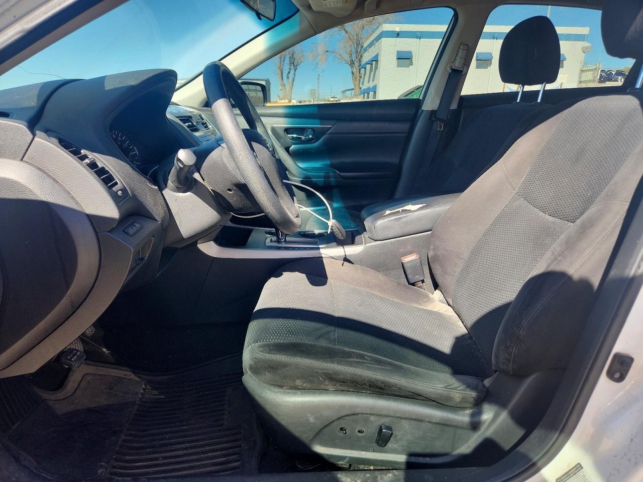 2015 Nissan Altima 2.5 S - Image 7