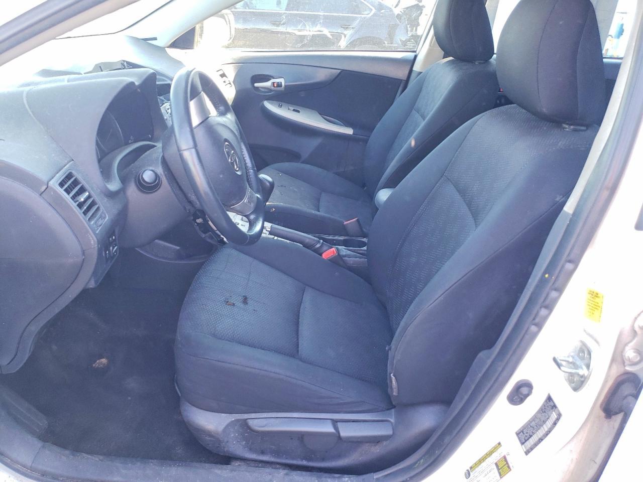 2010 Toyota Corolla - Фото 7