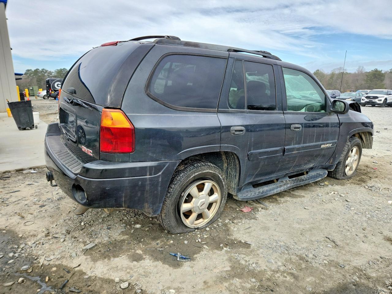 2004 GMC Envoy - Фото 3