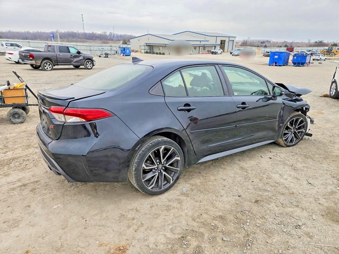 2020 Toyota Corolla Se - Image 3