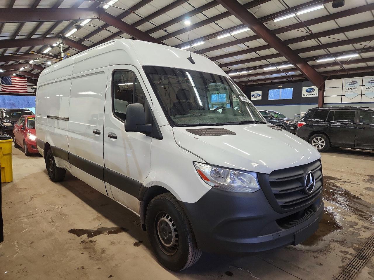 2021 Mercedes-Benz Sprinter 2500 - Фото 4