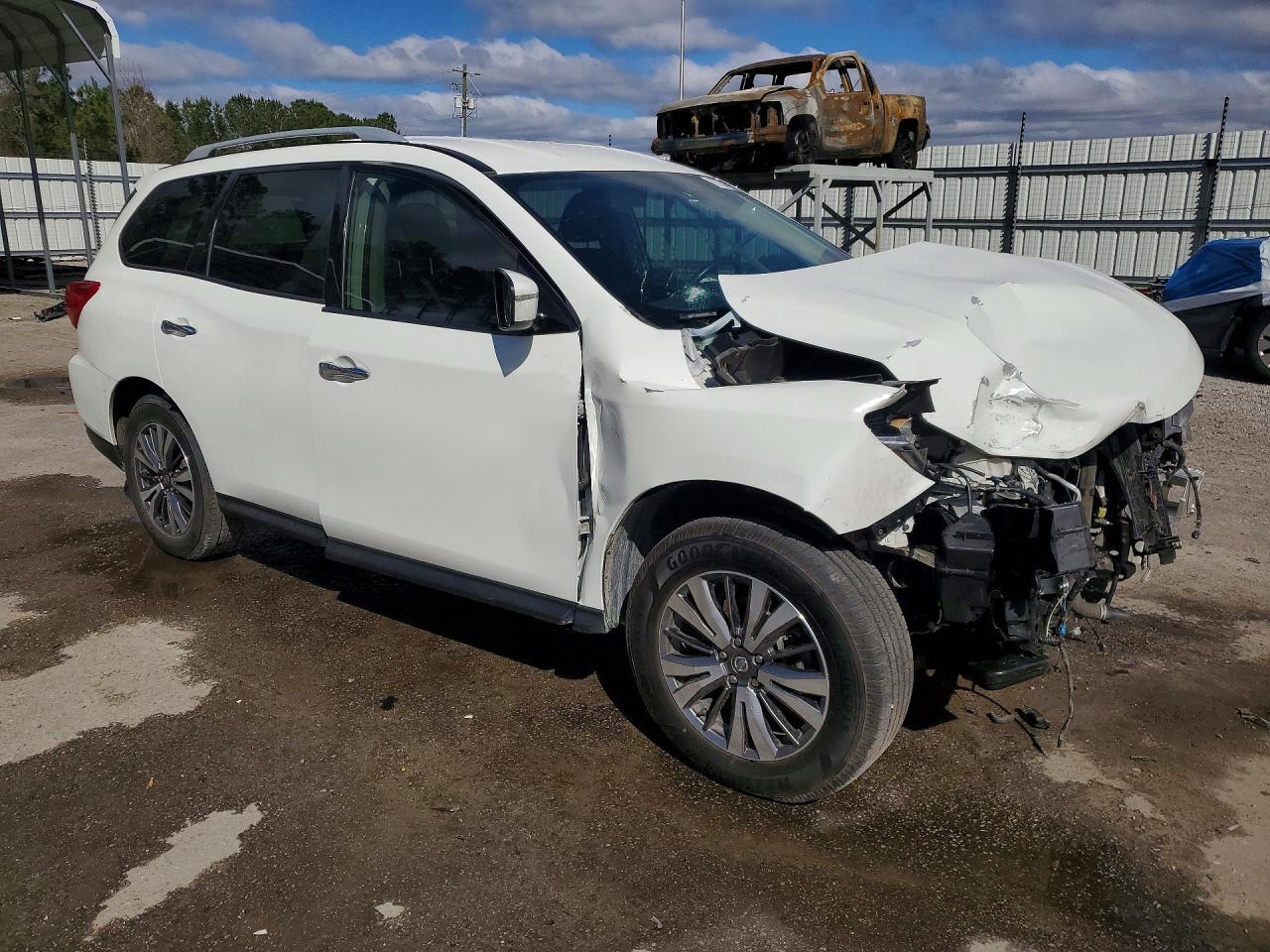 2020 Nissan Pathfinder Sv - Фото 4