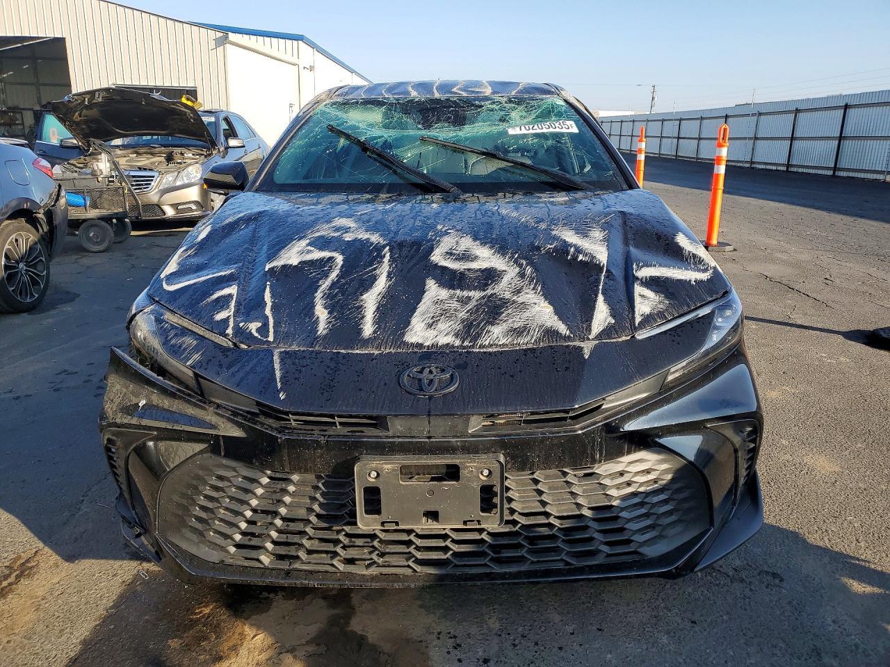 2025 Toyota Camry Se - Фото 5