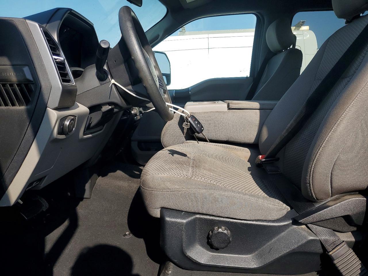 2020 Ford F250 Super Duty - Image 7