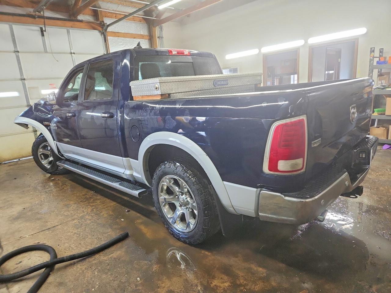2017 Ram 1500 Laramie - Фото 2