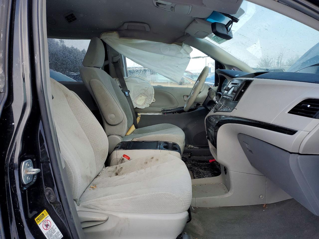 2013 Toyota Sienna Le - Фото 7