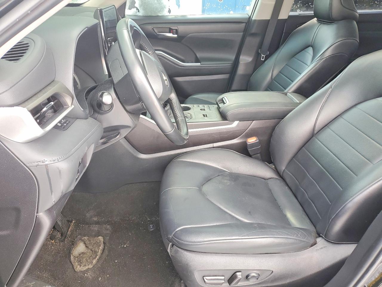 2023 Toyota Highlander L - Фото 7