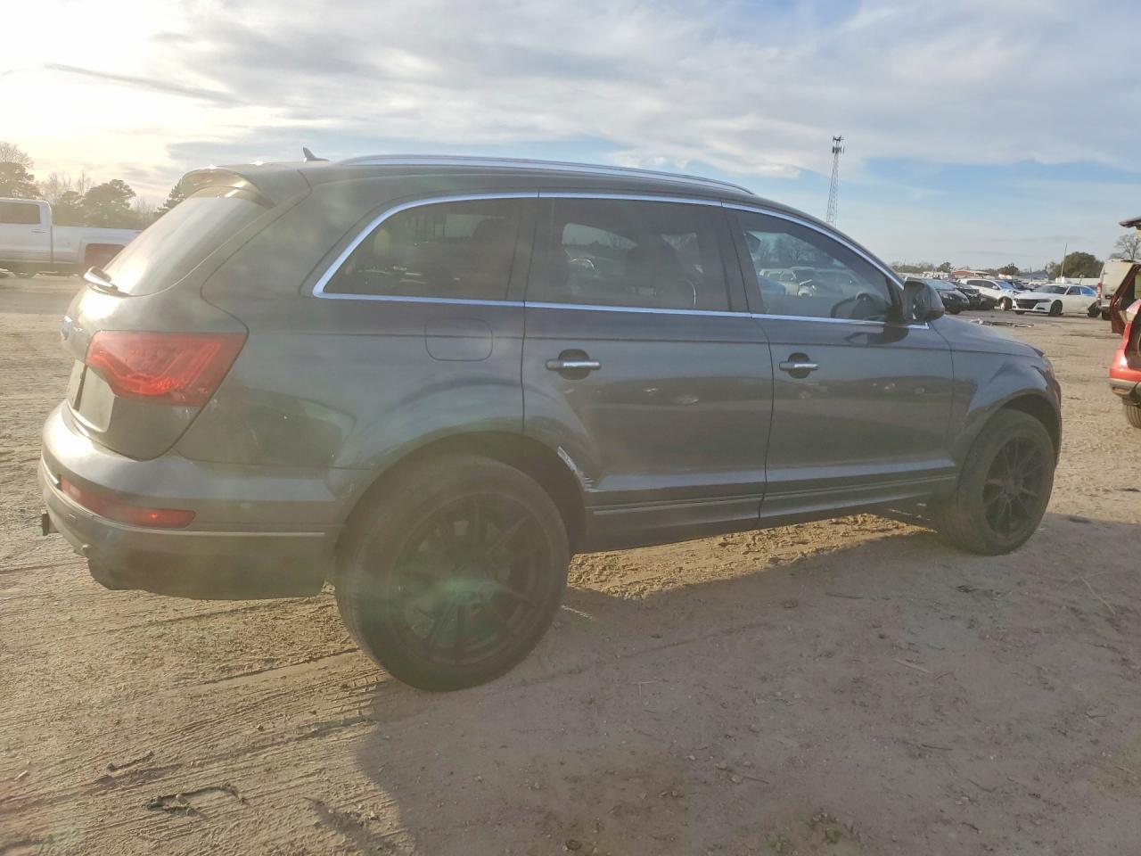 2013 Audi Q7 Premium Plus - Фото 3
