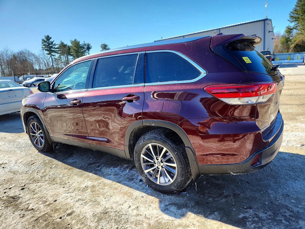 2019 Toyota Highlander Xle - Фото 2