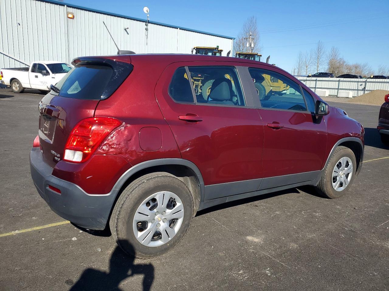 2016 Chevrolet Trax Ls - Image 3