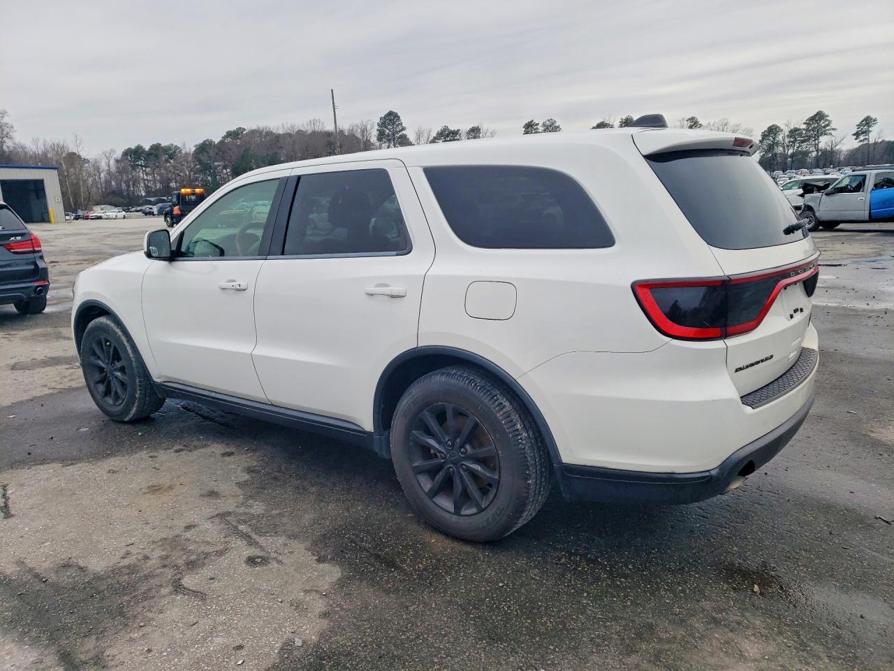 2017 Dodge Durango Sxt - Image 2