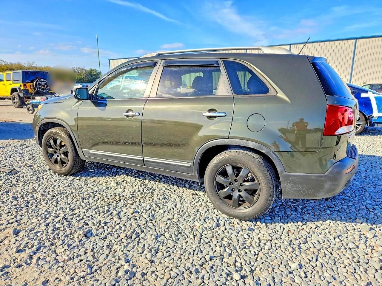 2012 Kia Sorento Base - Фото 2