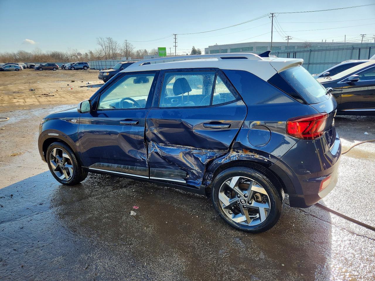 2021 Hyundai Venue Denim - Фото 2