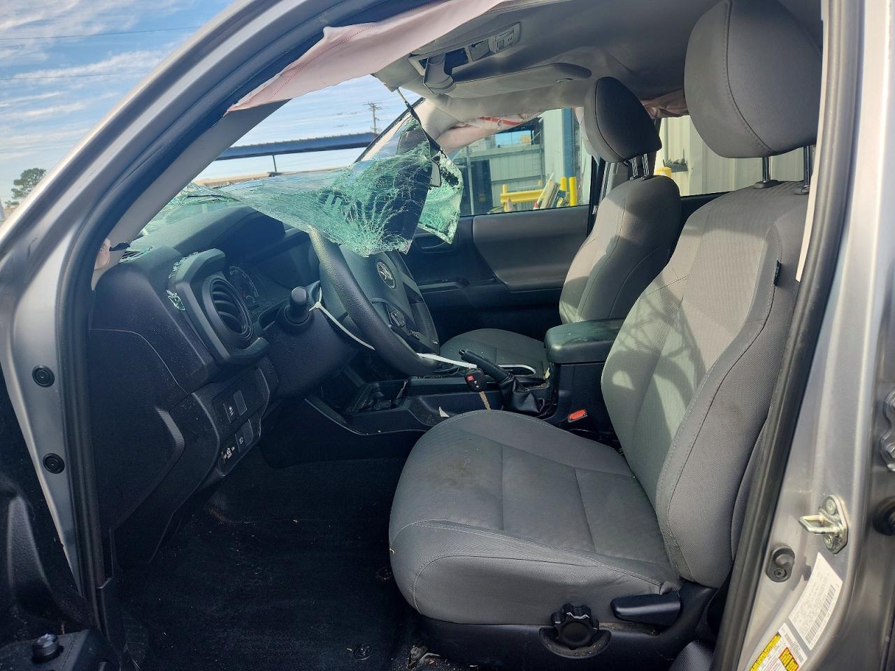 2020 Toyota Tacoma Sr - Фото 7