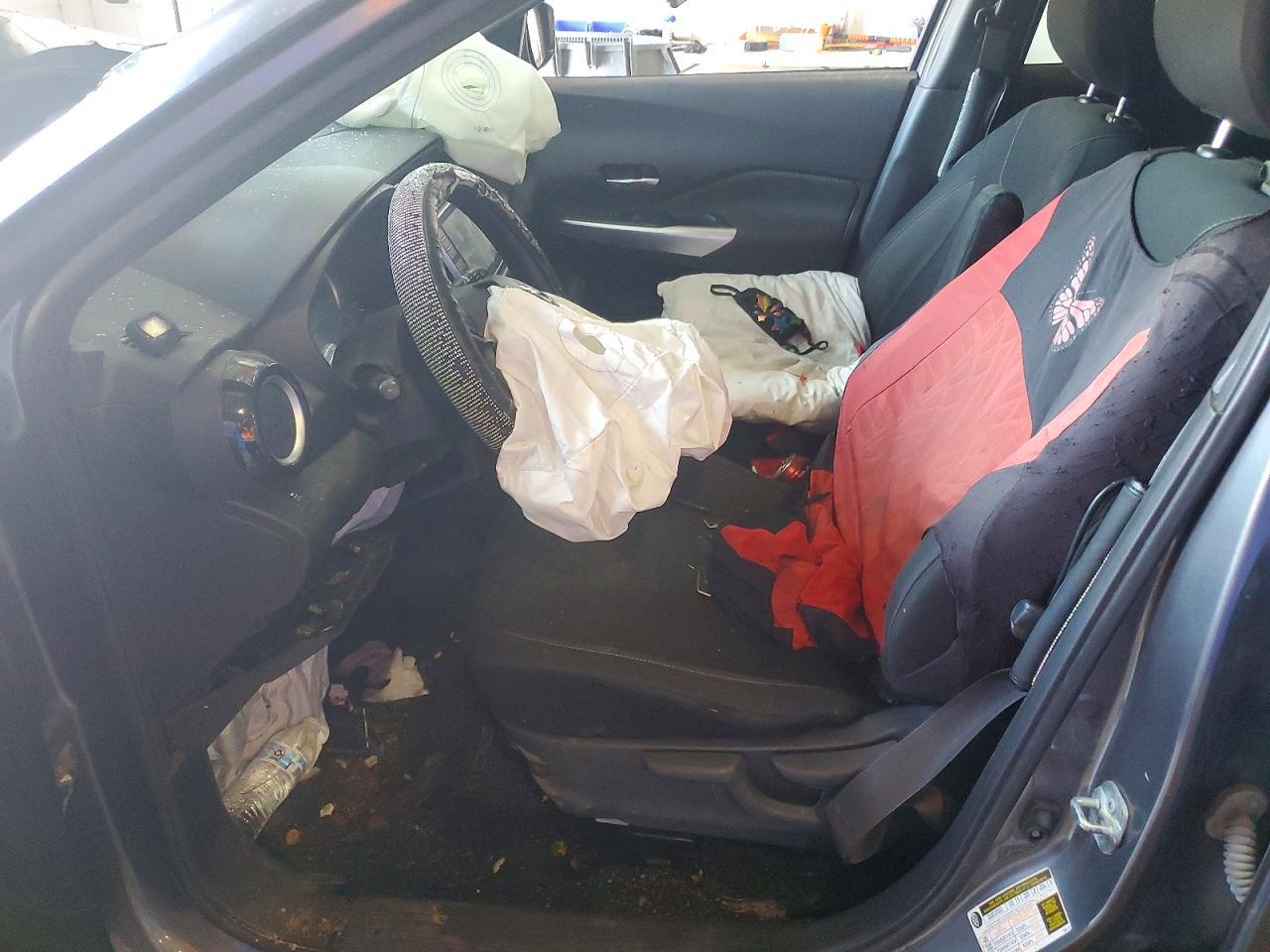 2019 Nissan Kicks S - Image 7