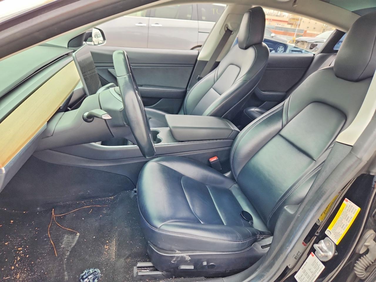 2018 Tesla Model 3 - Фото 7