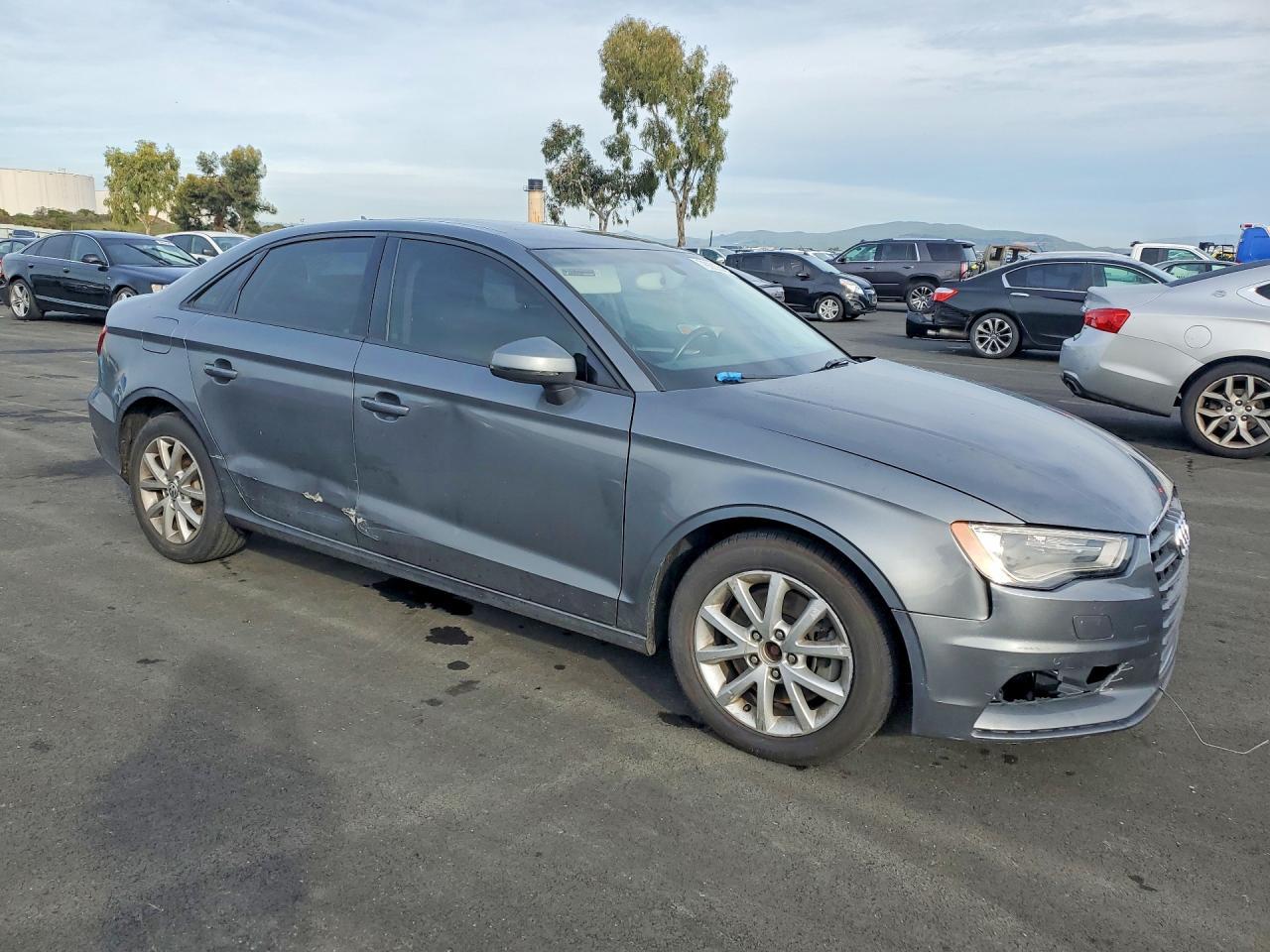 2015 Audi A3 Premium - Фото 4