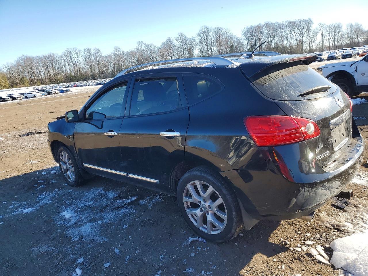 2011 Nissan Rogue S - Фото 2