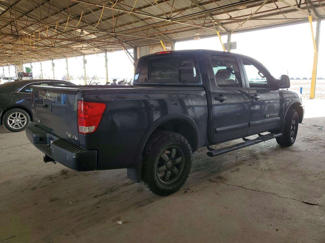 2015 Nissan Titan S - Image 3