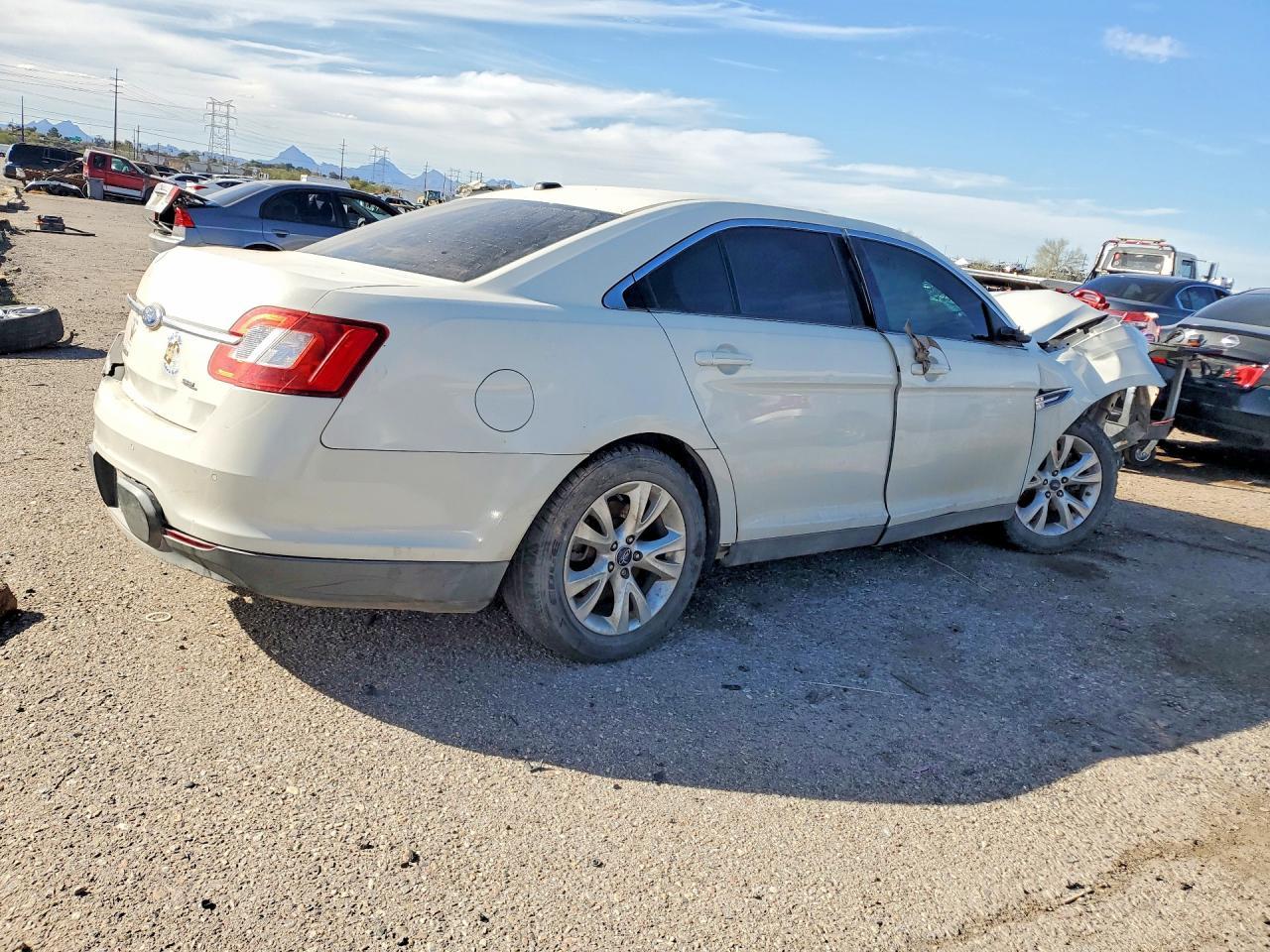 2011 Ford Taurus Sel - Фото 3