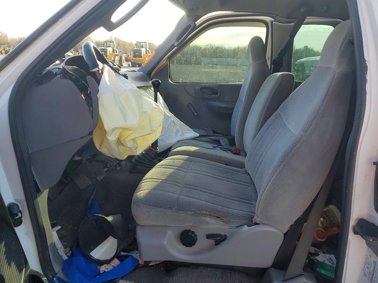 2002 Ford F150 - Фото 7