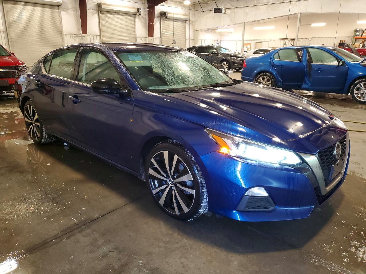 2019 Nissan Altima Sr - Фото 4