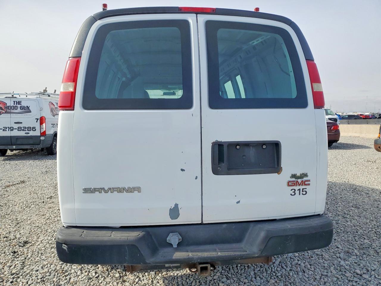 2005 GMC Savana G2500 - Фото 6