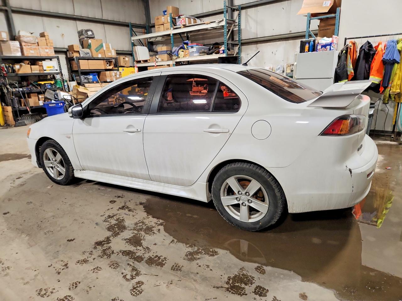 2016 Mitsubishi Lancer Es - Image 2
