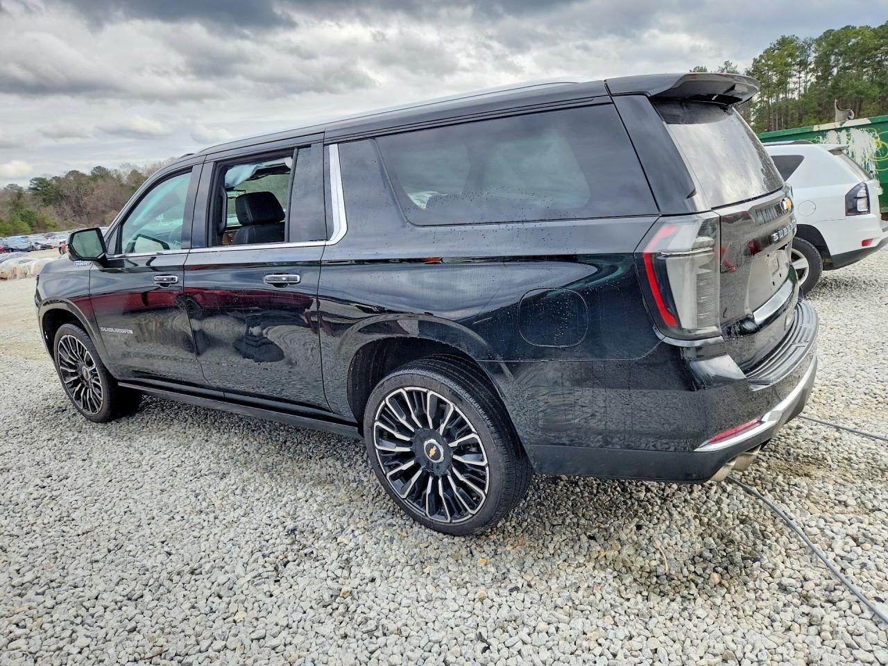 2025 Chevrolet Suburban K1500 High Country - Фото 2