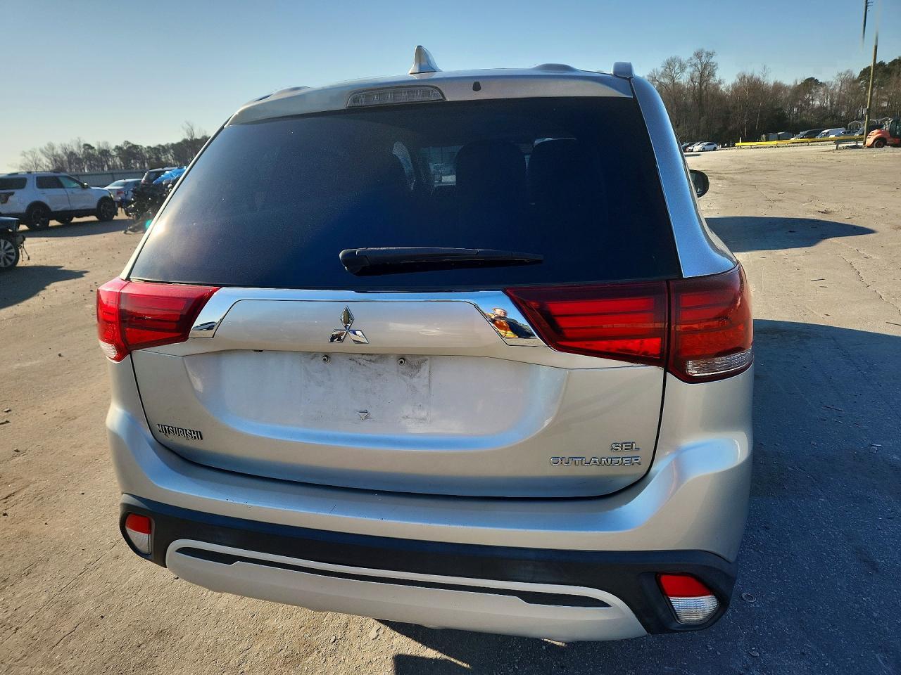 2019 Mitsubishi Outlander Se - Фото 6