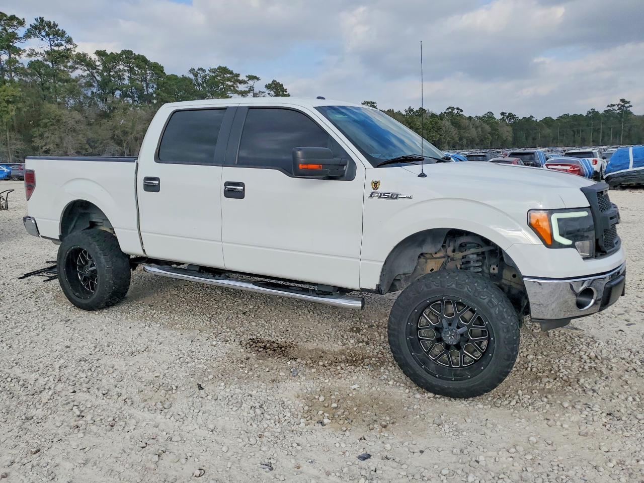 2012 Ford F150 Supercrew - Image 4