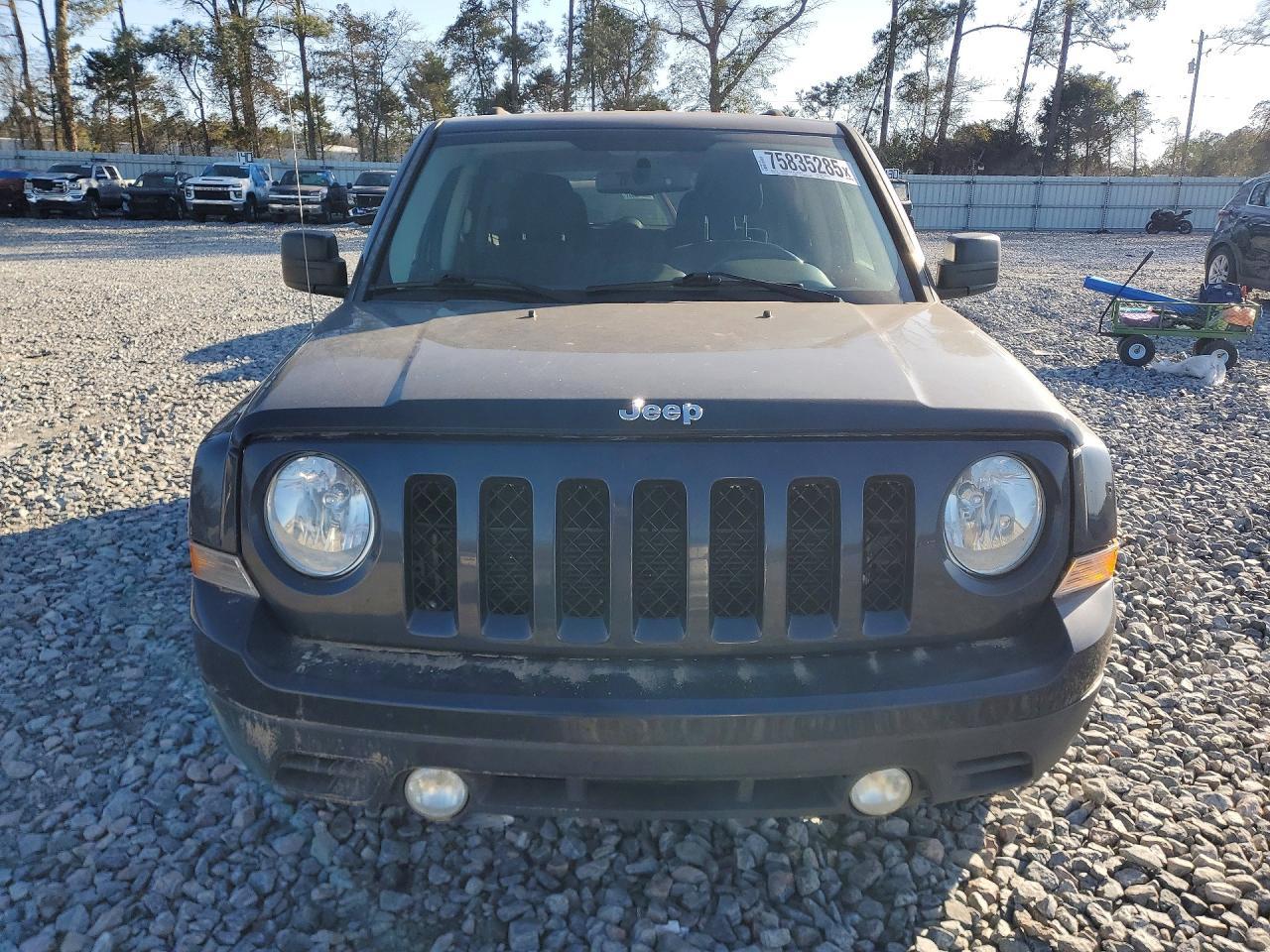 2015 Jeep Patriot Latitude - Фото 5