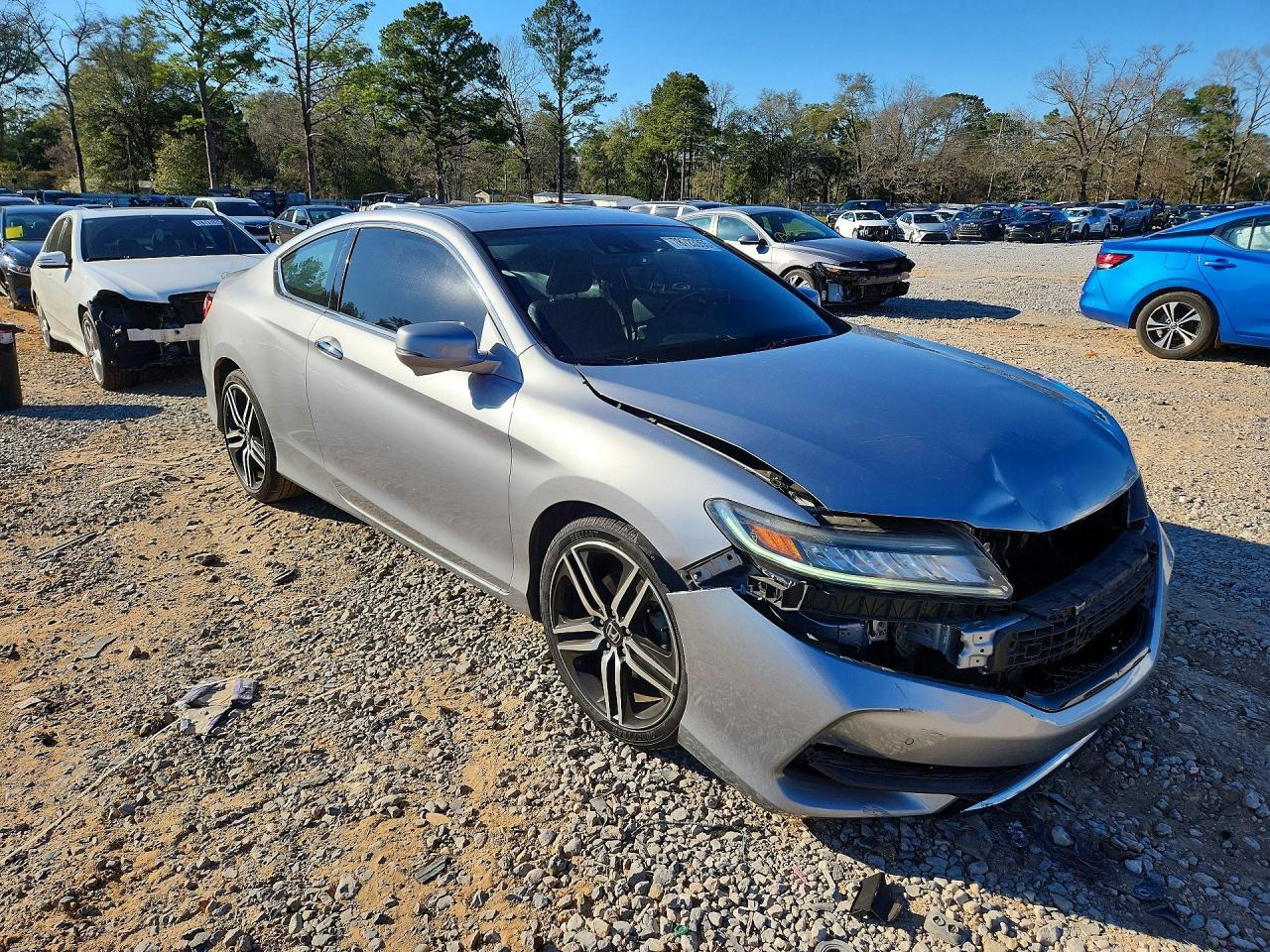 2017 Honda Accord Touring - Фото 4