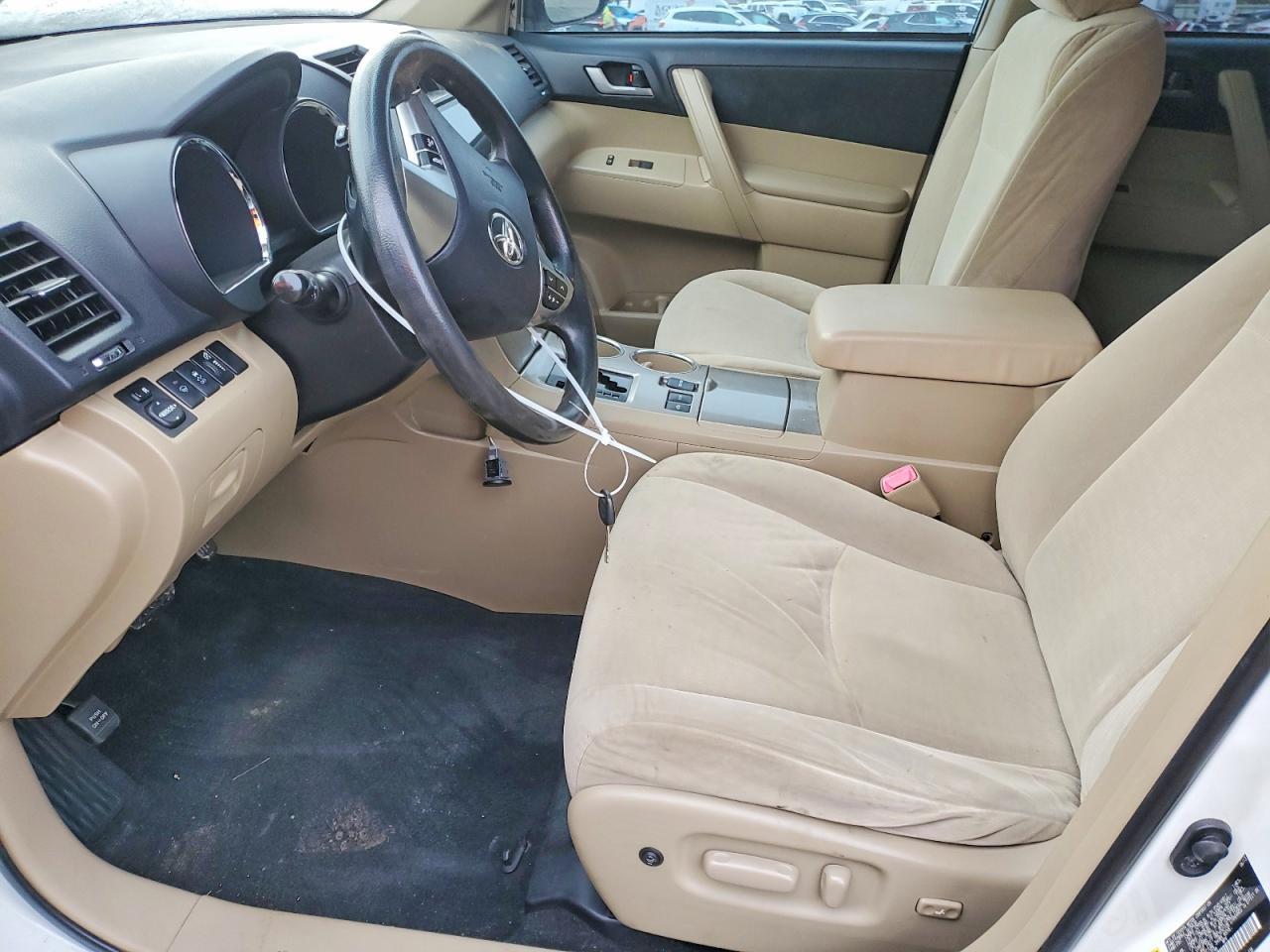 2013 Toyota Highlander Hybrid Base - Фото 7