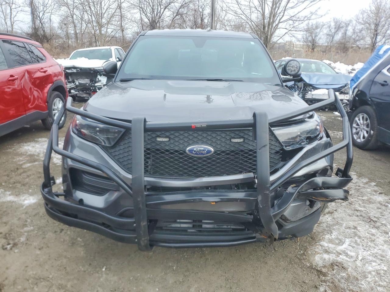 2023 Ford Explorer Police Interceptor - Фото 5