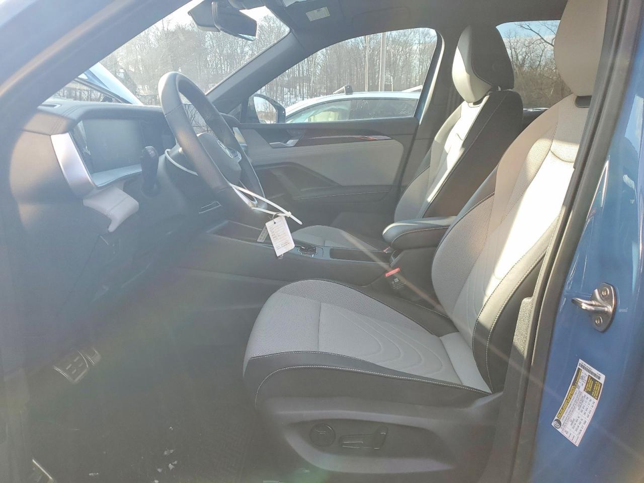 2025 Volkswagen Tiguan Se R-Line Black - Фото 7