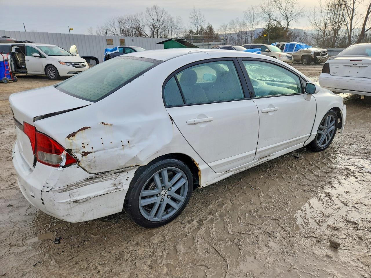2011 Honda Civic Lx - Фото 3