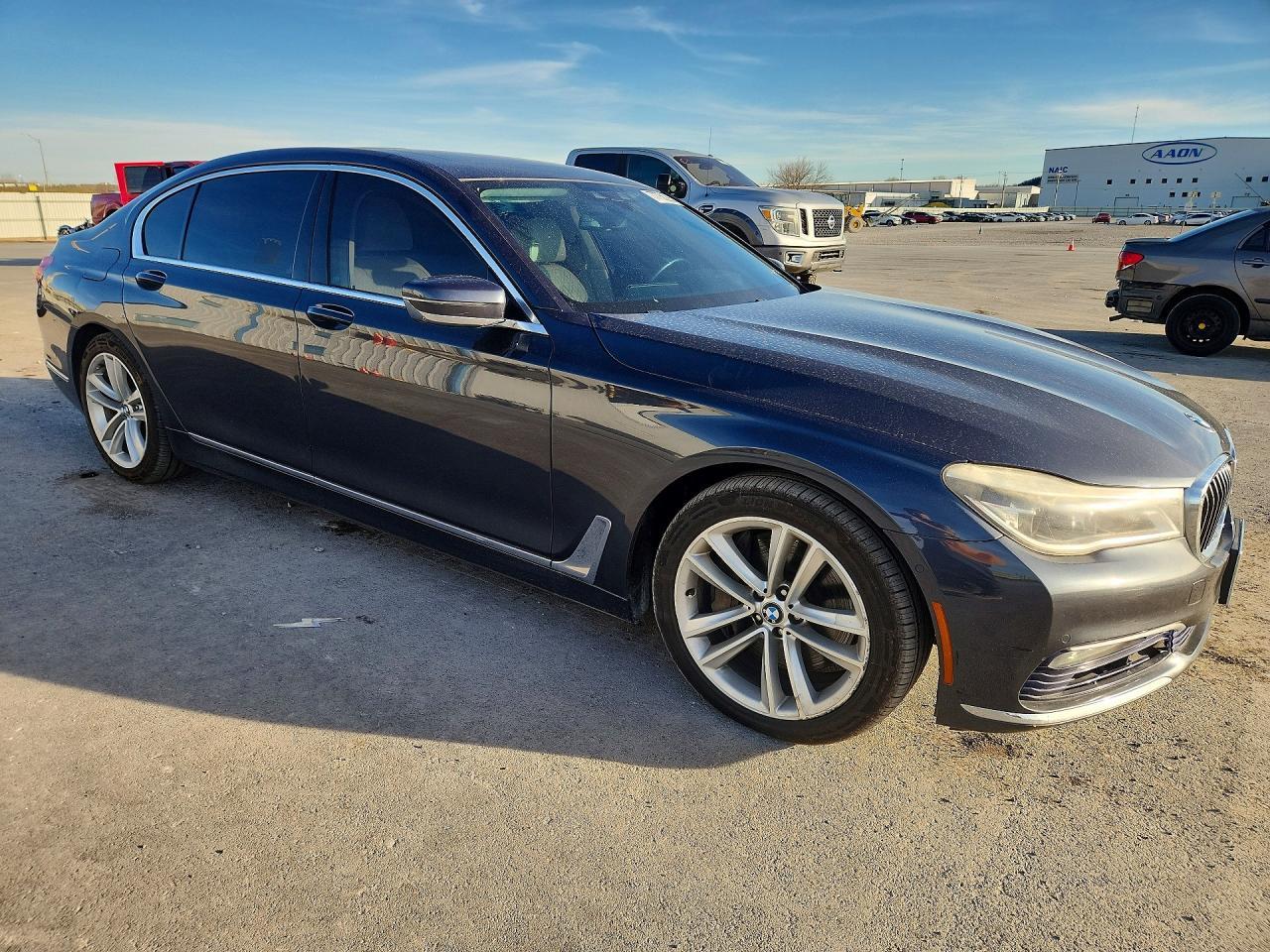 2016 BMW 750 I - Image 4