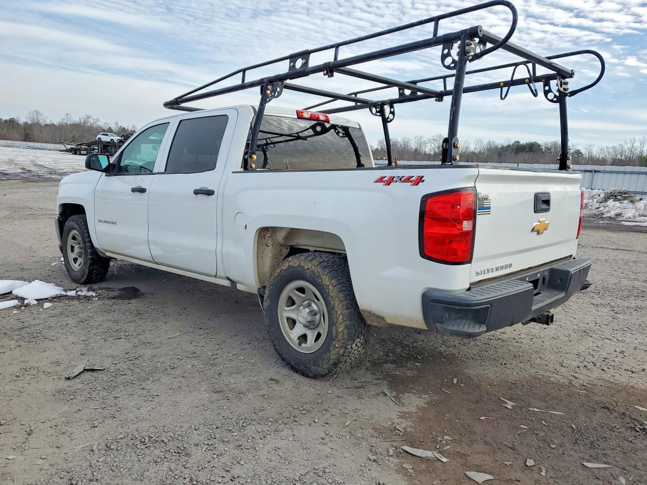 2018 Chevrolet Silverado K1500 - Фото 2