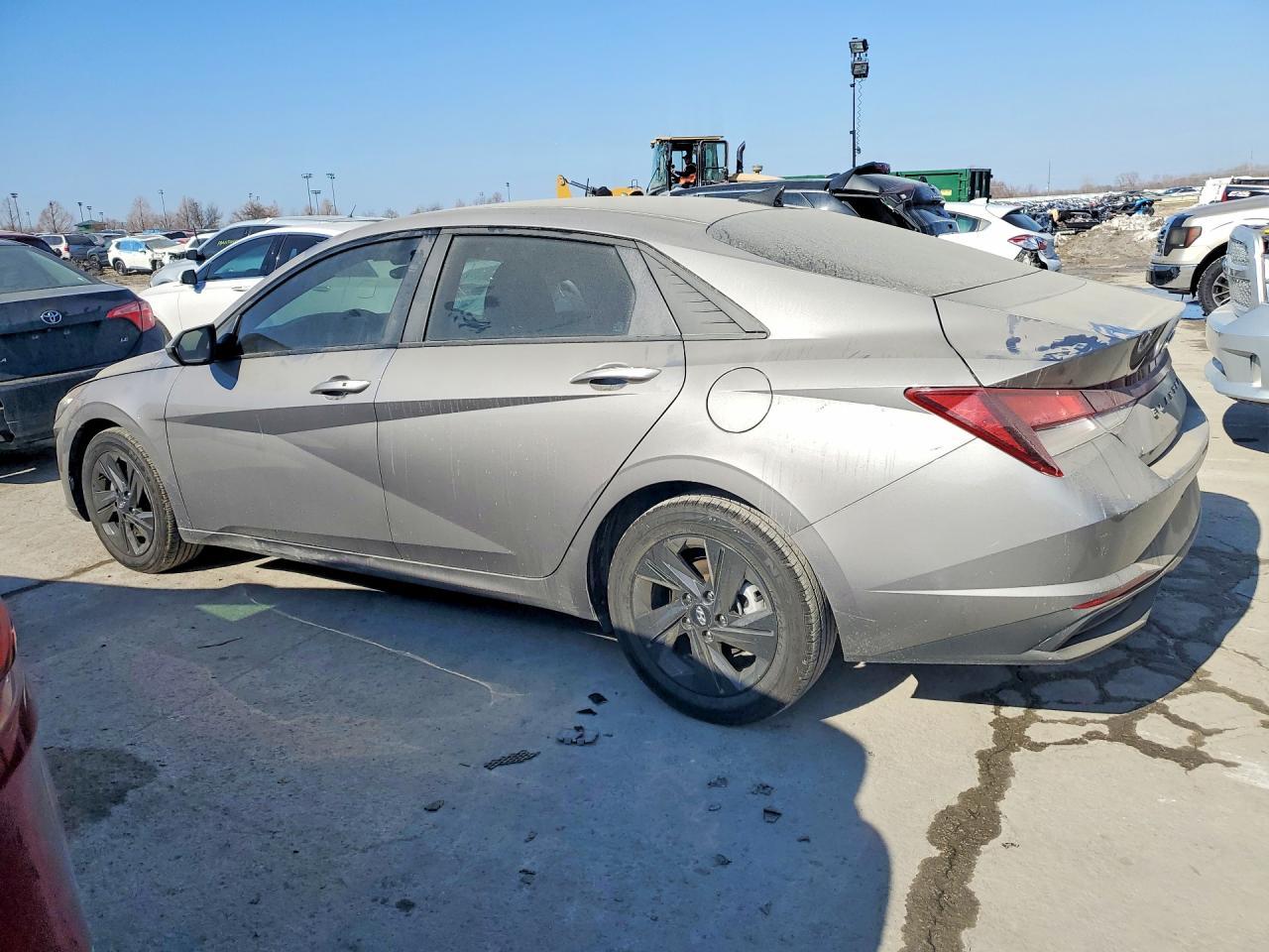2021 Hyundai Elantra 4D - Image 2