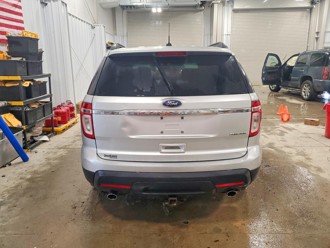 2013 Ford Explorer - Фото 6