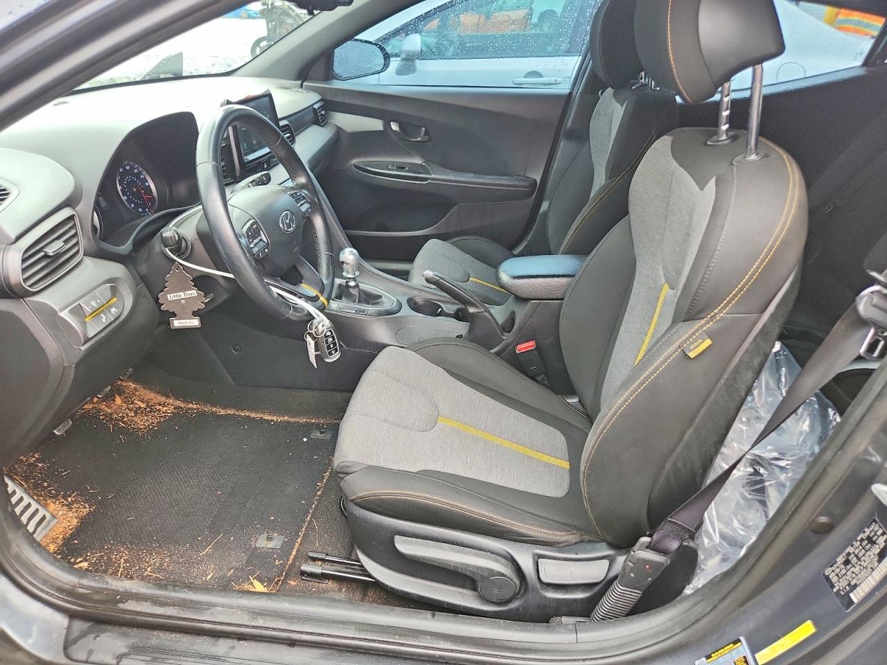 2020 Hyundai Veloster 2.0L - Image 7