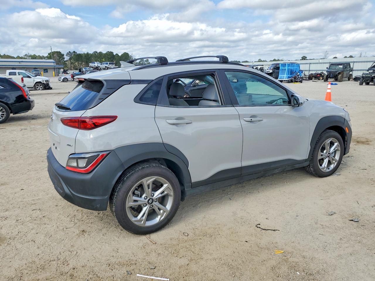 2023 Hyundai Kona Sel - Image 3