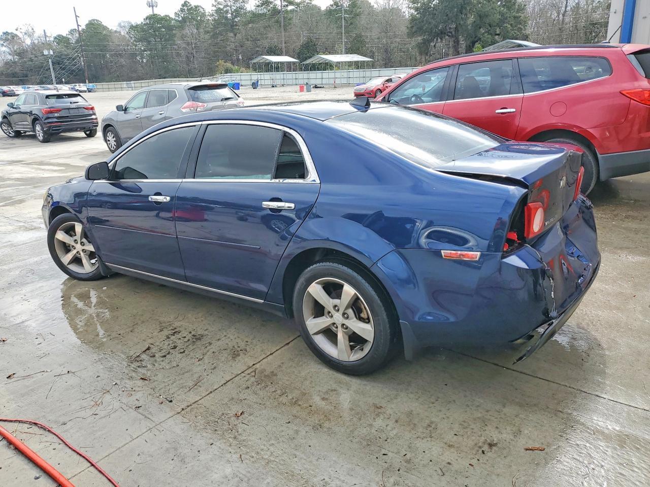 2012 Chevrolet Malibu 1Lt - Фото 2