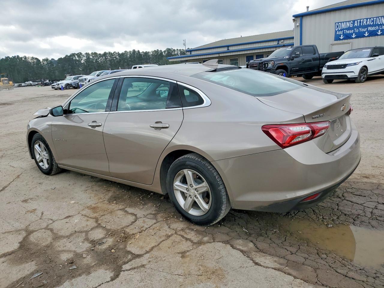 2022 Chevrolet Malibu Lt - Image 2