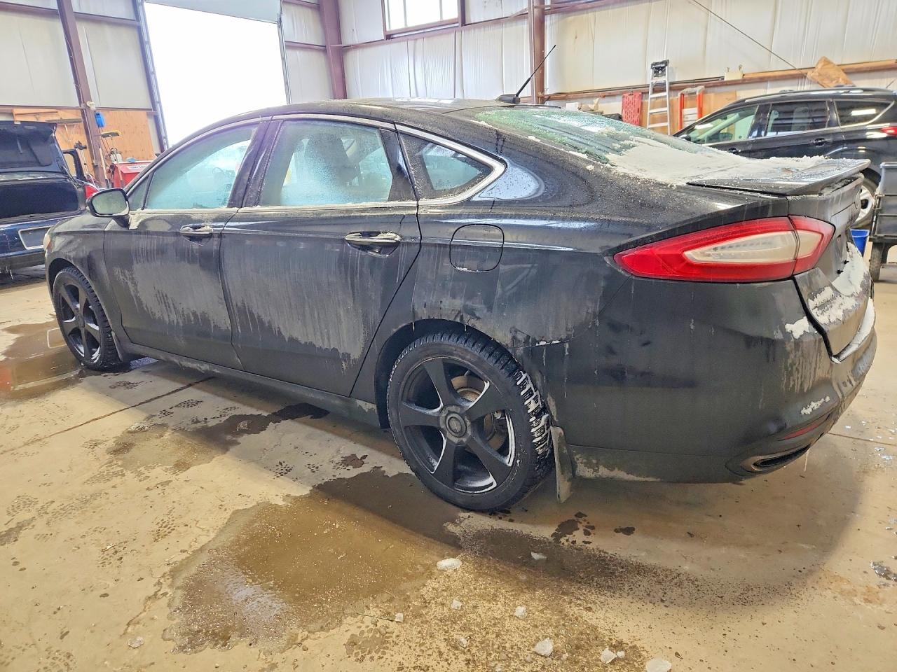 2016 Ford Fusion Titanium - Фото 2