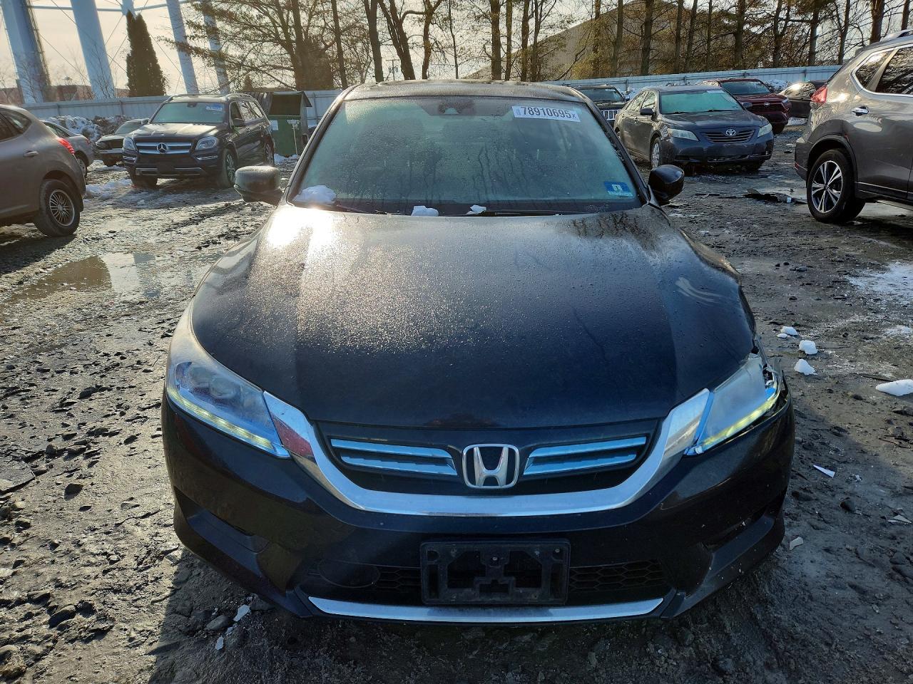 2014 Honda Accord Touring Hybrid - Image 5
