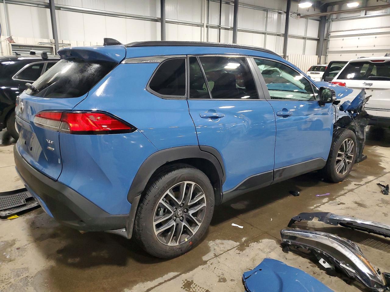 2026 Toyota Corolla Cross Xle - Фото 3