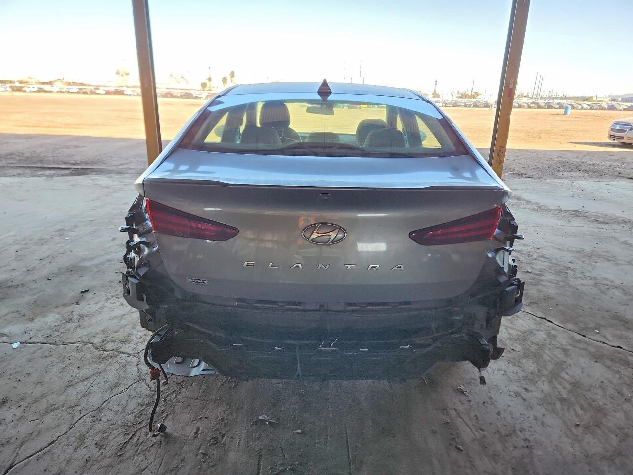 2019 Hyundai Elantra Sel - Фото 6