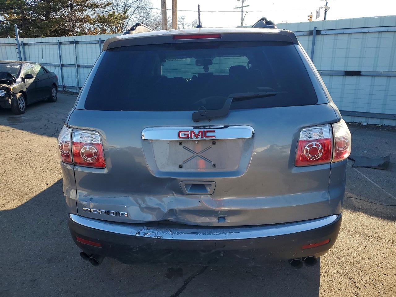 2008 GMC Acadia Sle - Image 6